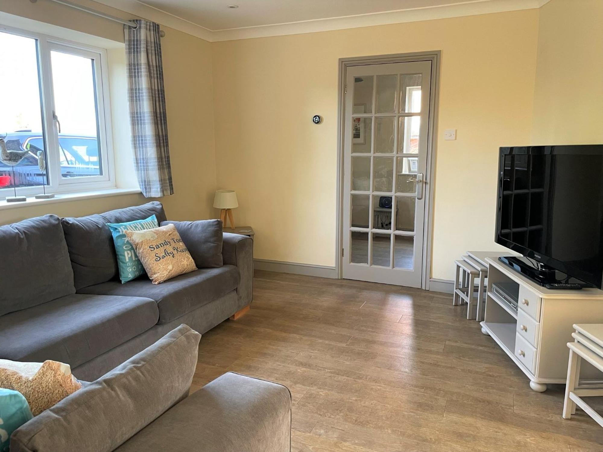 Saltkettle In Blakeney, Sleeping 12 In 5 Bedrooms Blakeney  Buitenkant foto